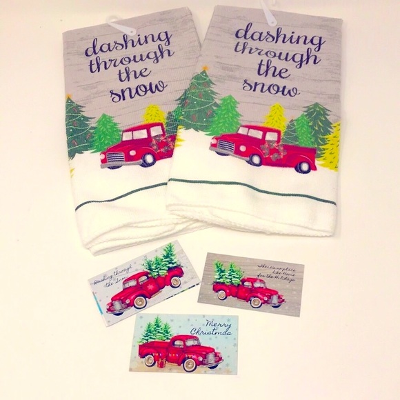 Vintage Farmhouse Style Christmas Tea Towel Set w/Refrig Magnets - Picture 7 of 7